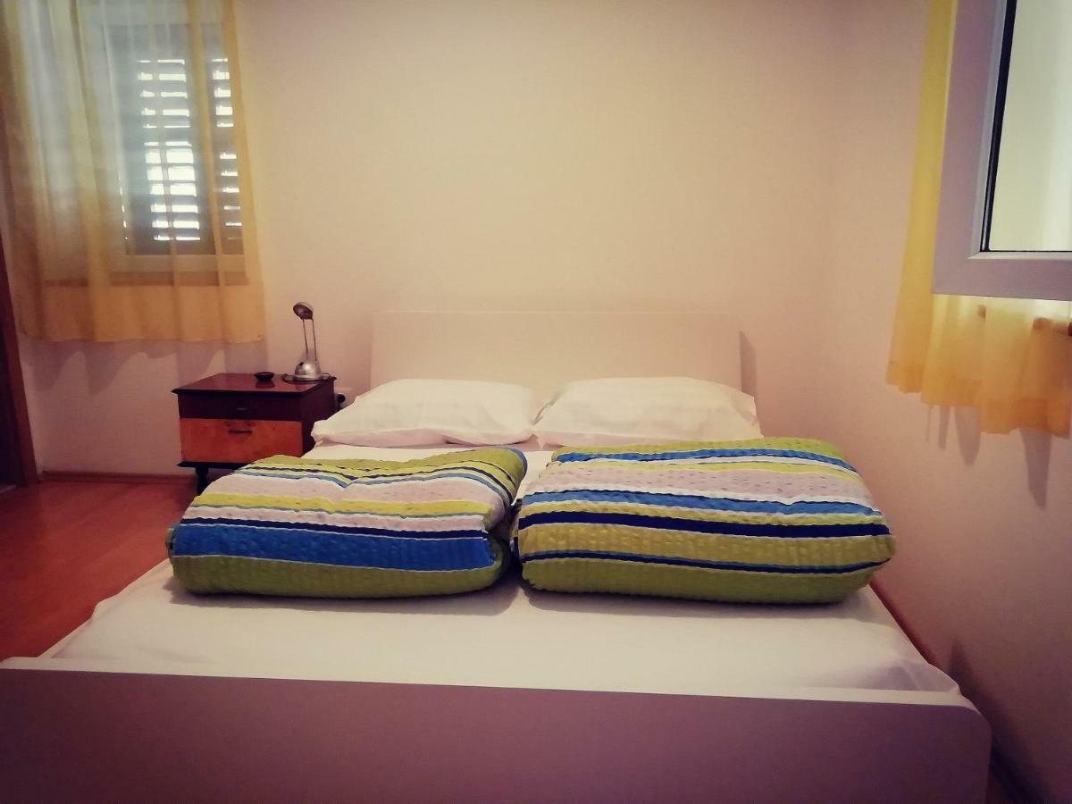 Apartment Bruno-Centre Of シベニク エクステリア 写真