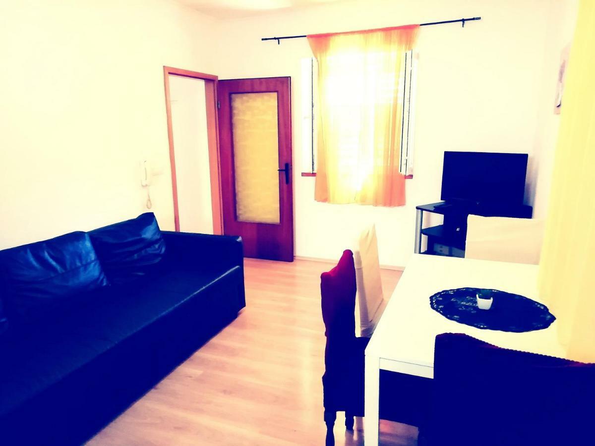 Apartment Bruno-Centre Of シベニク エクステリア 写真